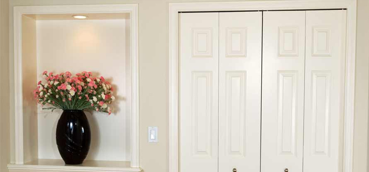 residential closet door repair in Panama City